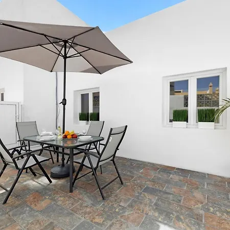 Apartment Home2book Charming Teguise, Terrace *