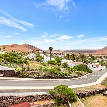 Apartment Home2book Charming Teguise, Terrace *